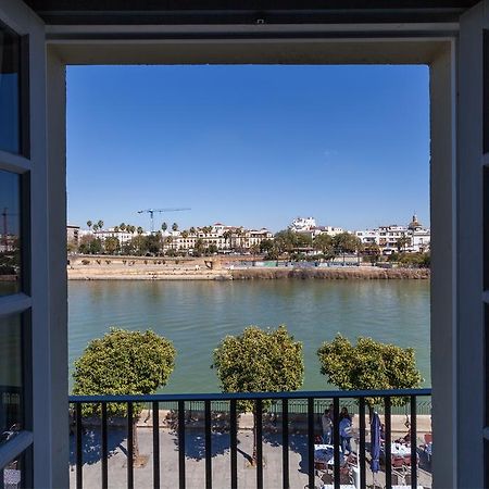 Green-Apartments Puente De Triana Sevilla Bagian luar foto